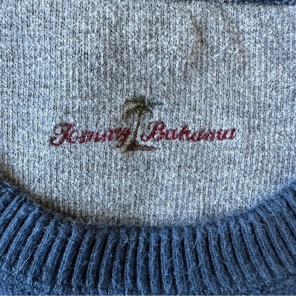 Tommy Bahama Crewneck Sweatshirt Reversible Navy Blue and Gray Color - Picture 3 of 14